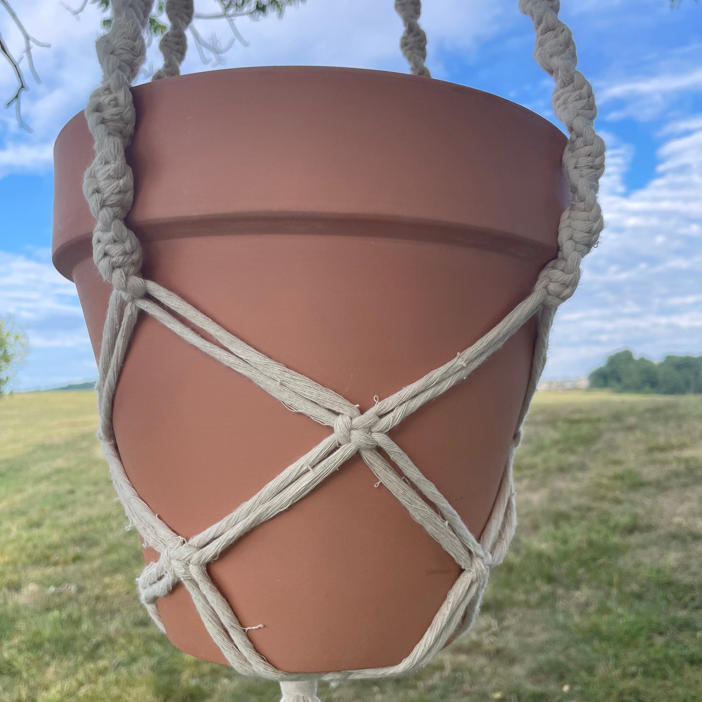 Macrame Plant Hanger -10 inch pot